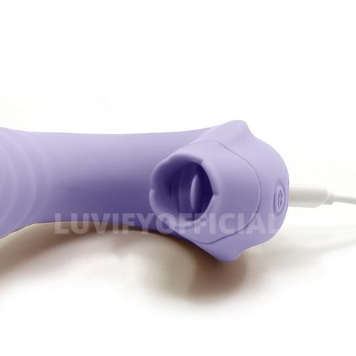clit sucking vibrator